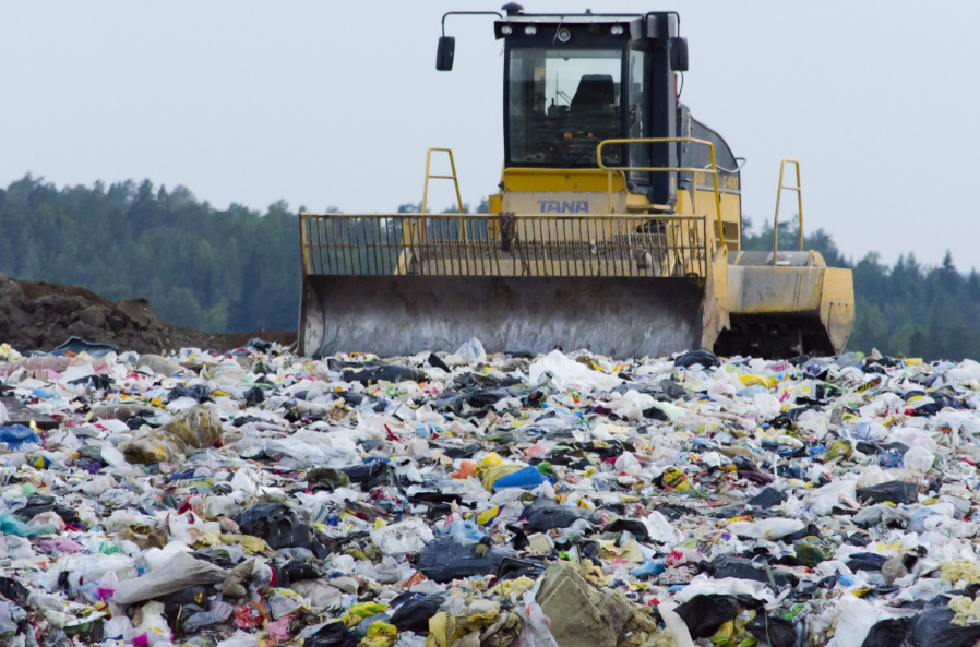 Começamos hoje a Semana Nacional do Meio Ambiente abordando o tema Lixo.