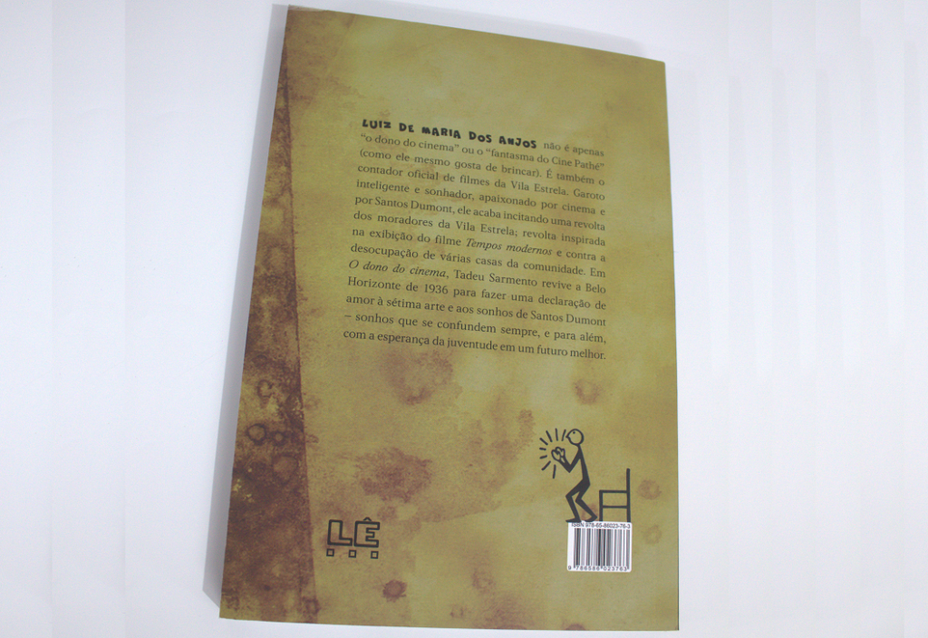 Quarta capa. Imagem ilustrativa texto partes do livro.